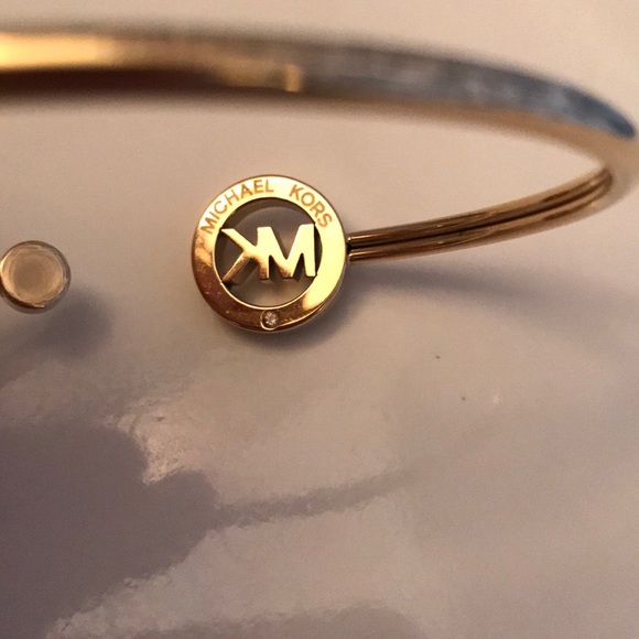 Michael Kors Bracelet - Picture 3 of 3